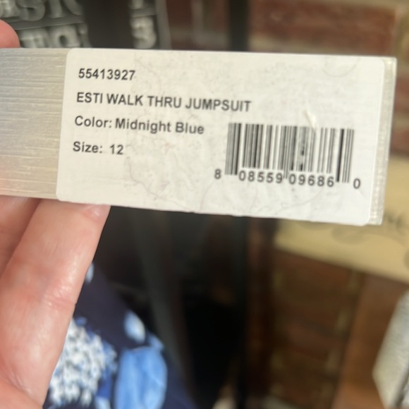 Kay Unger Esti Floral Stretch-Crêpe Walk-Thru Jumpsuit Size 12 NWT - Picture 10 of 10